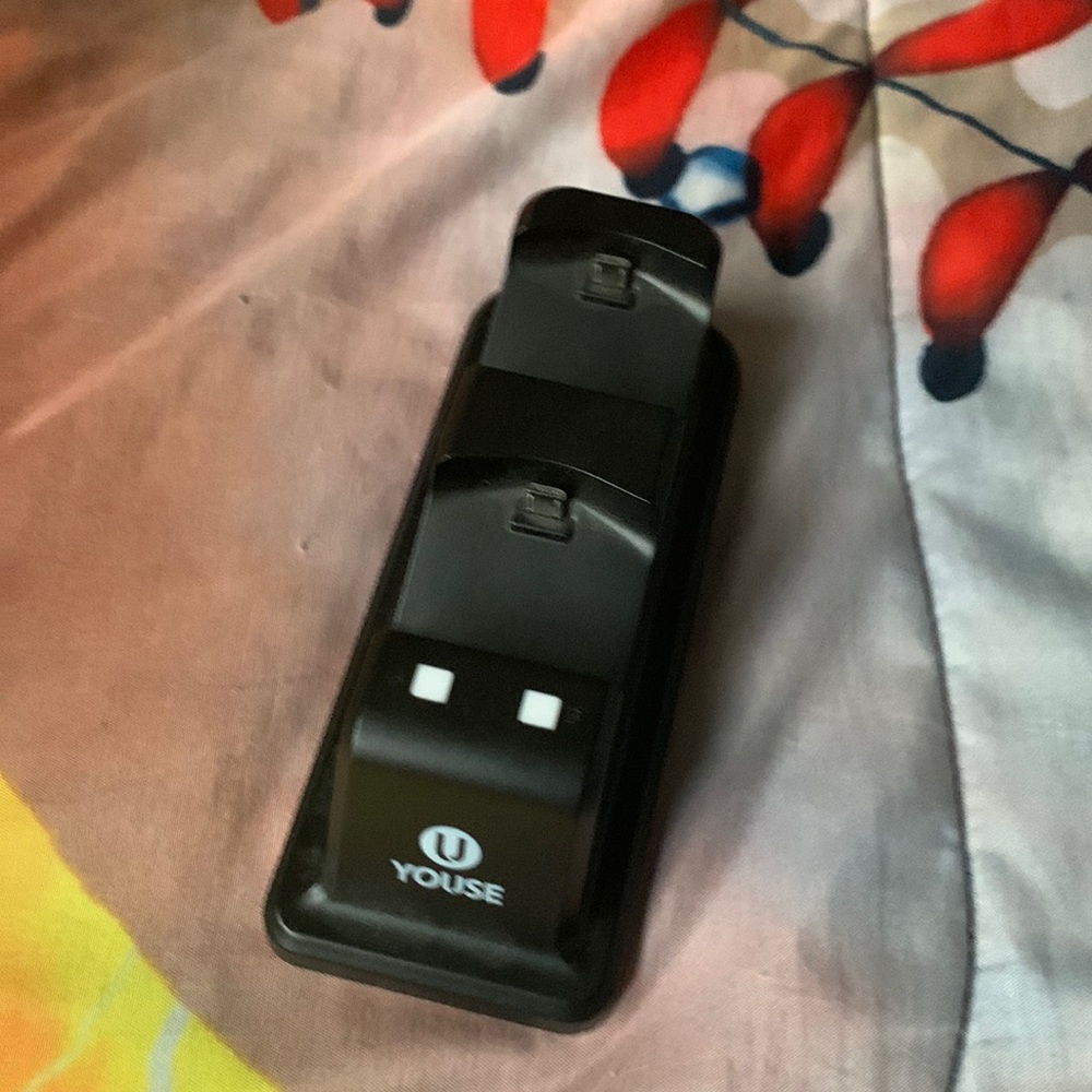 Charger for PS4 controllers